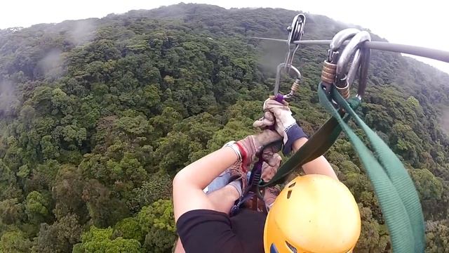 1K Zip line in Costa Rica, Monteverde Cloud Forest, Wearing my Go Pro Hero2. смотреть онлайн