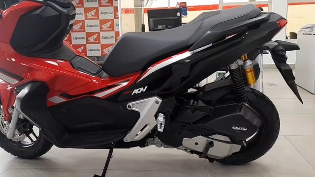 PCX 160 2023 ou ADV 150 2023? | E agora , o que comprar? Detalhes de cada modelo смотреть онлайн