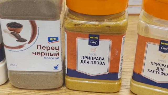 Поздравляю с Новым годом ? Разбираю шкафчик на кухне и варю суп ? смотреть онлайн