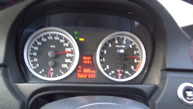 BMW M3 E92 0-282 kmh ACCELERATION KICKDOWN Autobahn Beschleunigung V8 Sound ONBOARD Vollgas Vmax смотреть онлайн