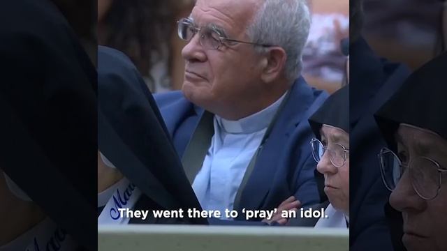 Pope Francis warns against tarot cards and palm readings смотреть онлайн