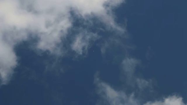НЛО или беспилотник над Москвой (часть 1) смотреть онлайн