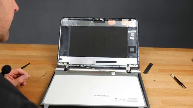 Hoe vervang je het scherm van een HP ProBook laptop? смотреть онлайн