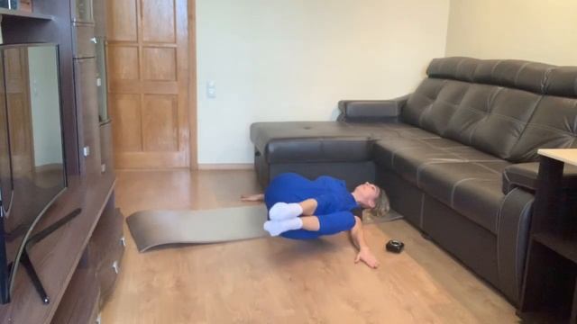 “Партерная гимнастика в хореографии”, видеозанятие (Спасская А.В.) смотреть онлайн