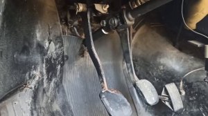 Замена рулевого редуктора на ВАЗ 21213 (Нива) своими руками без подъёмника и ямы.