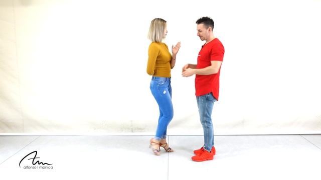 20. Figura de BACHATA Intermedia #6 | Cómo Bailar Bachata | Alfonso y Mónica | Pasos de bachata смотреть онлайн