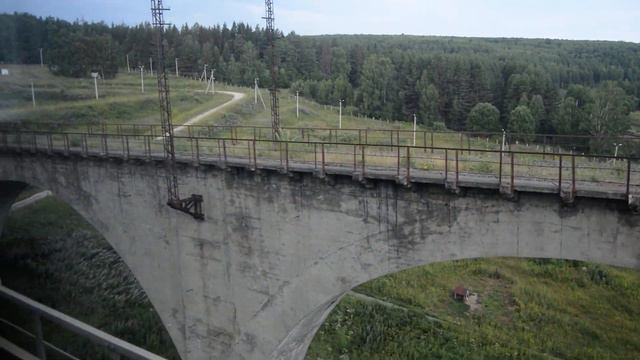 Уральская Швейцария - Виадук в Рябиновке у Красноуфимска смотреть онлайн