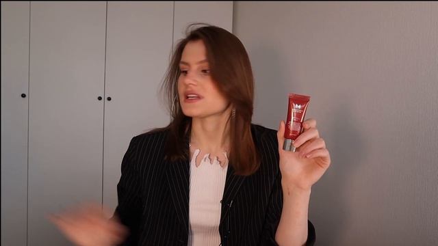 Бюджетный тон на лето / Тональный крем с SPF смотреть онлайн