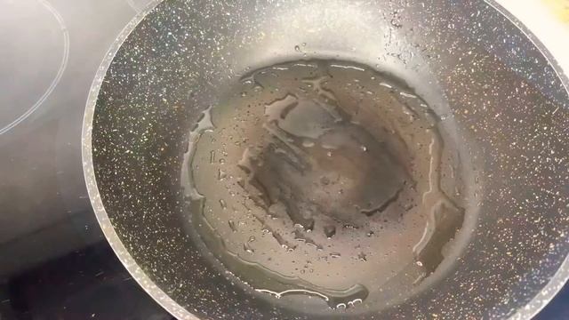 Блинчики из рисовой муки на молоке. Без глютена. смотреть онлайн