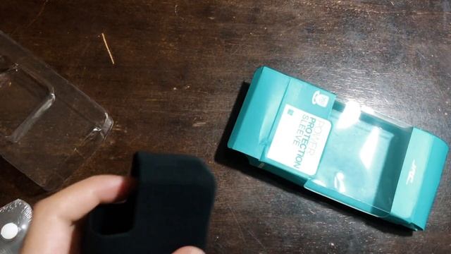 MacBook Air M1 2020 Unboxing + Basic Accessories (from Shopee/Lazada)