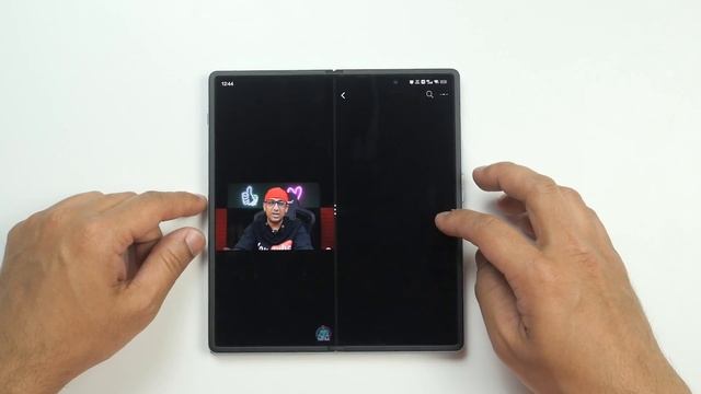 Vivo X Fold Detailed Review смотреть онлайн
