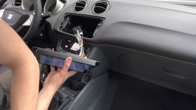 Install Gps Android + CarPlay Seat Ibiza 6J 2008-2015 Bluetooth Aux ( AliExpress )