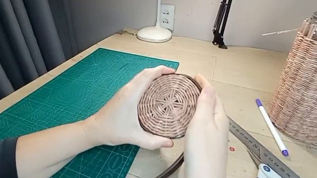 МК. Банка под сыпучие из бумажной лозы. смотреть онлайн