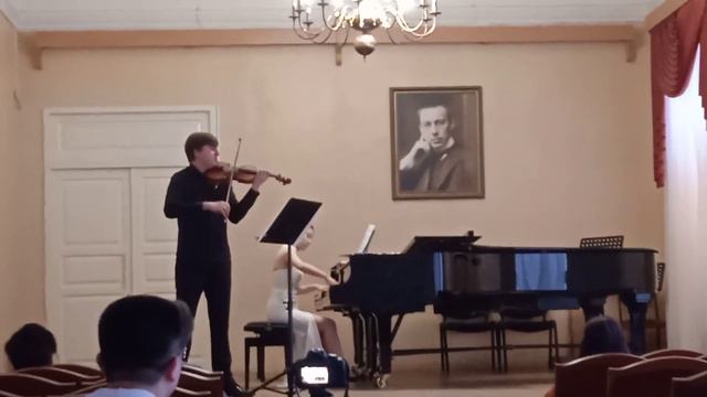 Китайский романс Азат Нургаянов, скрипка и Чжоу Лян, фортепиано VID 20230515 172250 смотреть онлайн