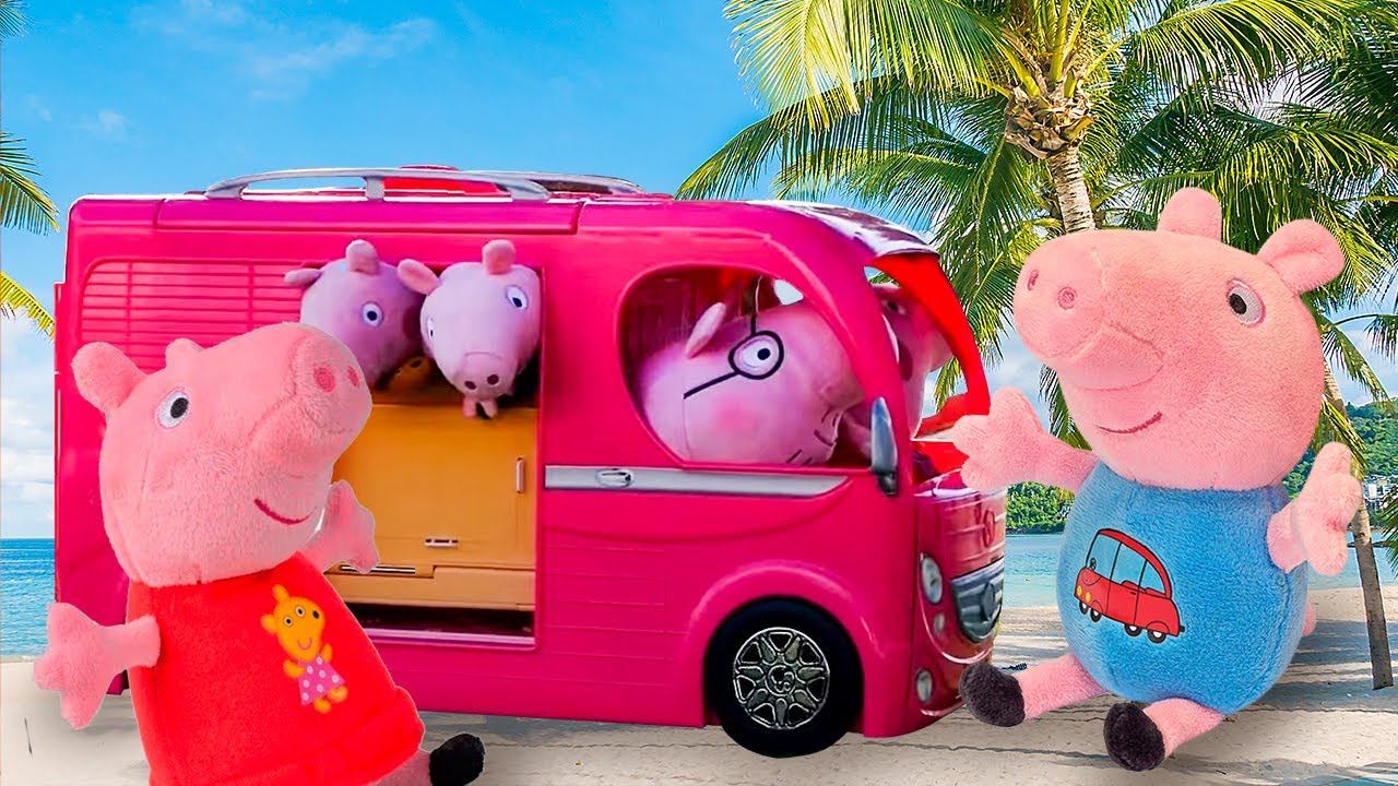 Свинка Пеппа - Мягкие игрушки на МОРЕ в доме на колесах! - Детское видео с игрушками Peppa Pig смотреть онлайн