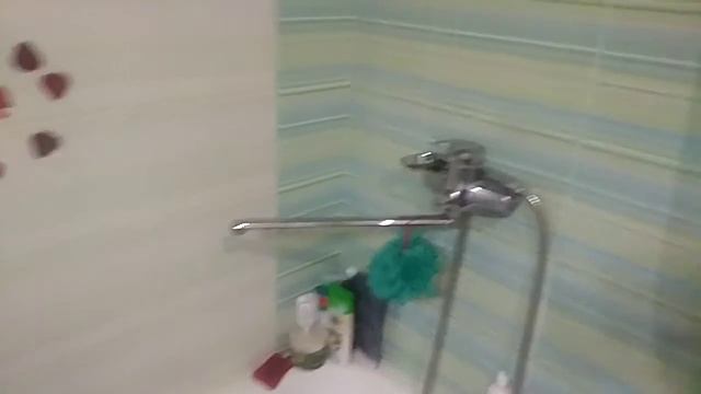 Смеситель для ванной не над сливом - плюсы и минусы смотреть онлайн