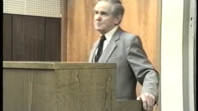 Лекция "Мастерство публичной речи". Часть 3. смотреть онлайн