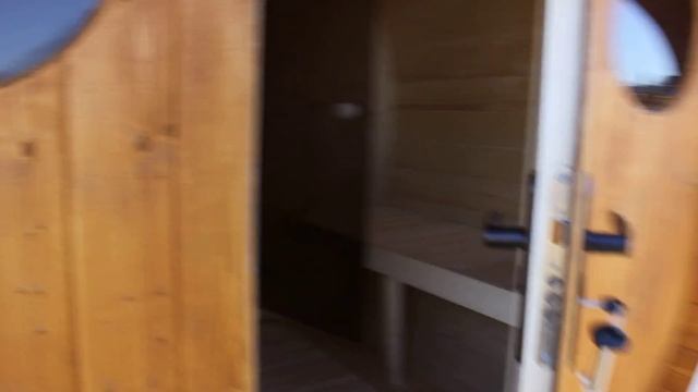 Дверь для бани бочки и красивая и практичная смотреть онлайн