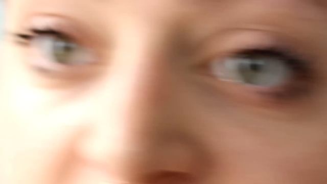 [Review] Loreal Miss Manga Mascara Punky - On Cam Demo смотреть онлайн