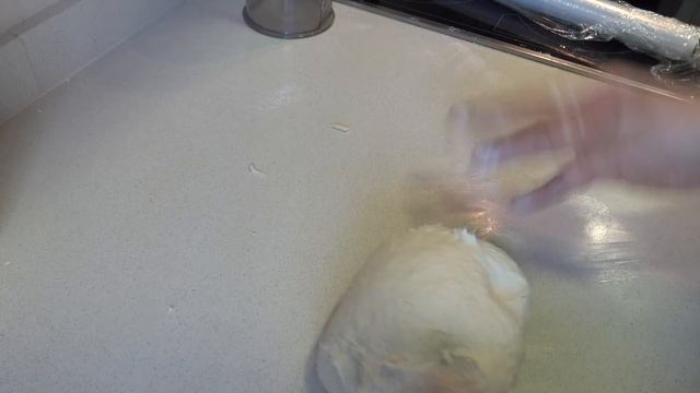 ?MASA DE PIZZA ?? EXPRÉSS l LISTA EN SOLO 4 HORAS l 65%Hidro HECHA EN CASA, CON HARINA FLOJA (9%) смотреть онлайн