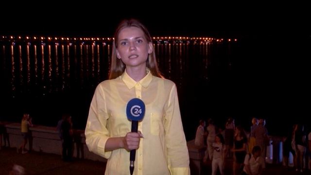 В Саратове состоялась презентация плавучего фонтана смотреть онлайн