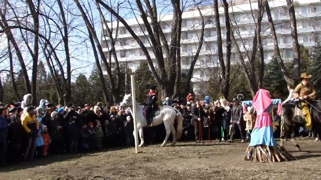 Празднование масленицы. Славянск. Масленица 2013г. смотреть онлайн
