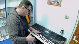 краткий обзор синтезатор YAMAHA E 463