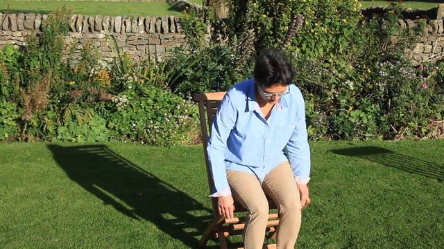 The Hampton Folding Chair смотреть онлайн