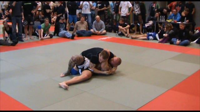 DGL 2012 1 runde S. Thomas Friis TG Academy vs Morten Madsen CheckMat/Fightsport Køge смотреть онлайн