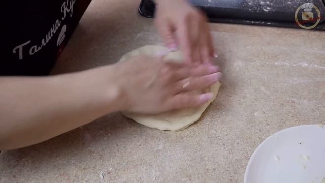 Пирог без формы. Тонкий пирог и МНОГО начинки, цыганка готовит. смотреть онлайн