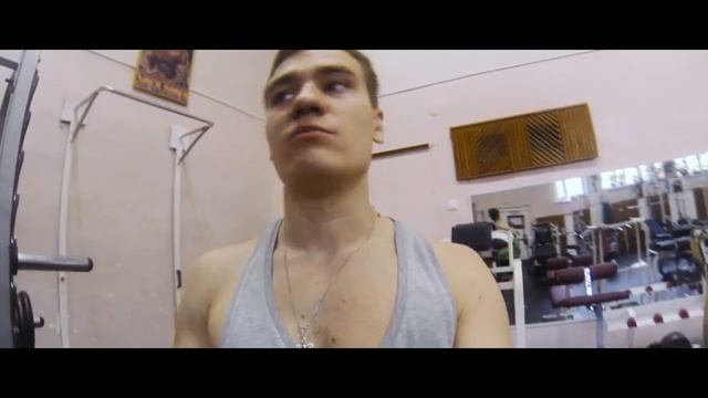 Один в зале. Тренировка ног / ТРАНСФОРМАЦИЯ ДРИЩА смотреть онлайн