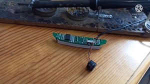 парктроник, ремонт монитора, четыре контакта вместо трех в кабеле.