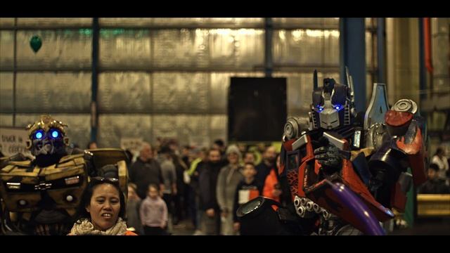 Canon EOS M RAW | A Mini Carnival w/ The Transformers | Magic Lantern Video | Nikkor Lens смотреть онлайн