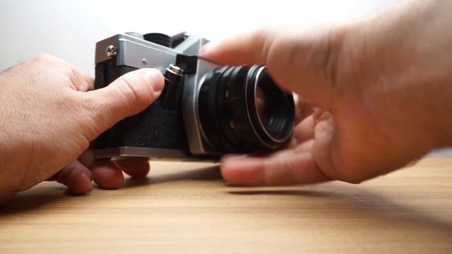 Praktica Super TL2 - Pentacon auto 50mm F1.8 смотреть онлайн