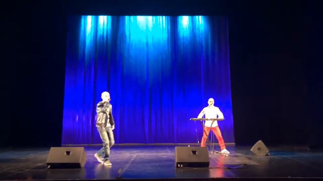 Фактор-2 - Красавица (ДК им. Горького, С.Пб. 2015) смотреть онлайн