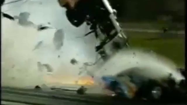 300 Km/h Crash ! смотреть онлайн