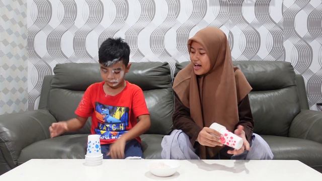MAIN GELAS YG KALAH JANGAN SAMPE NANGIS