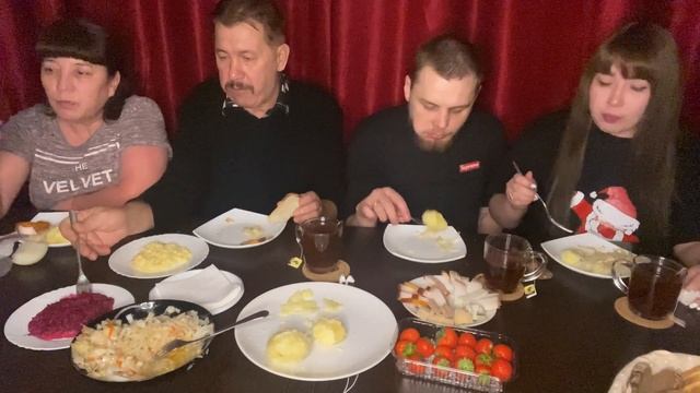 МУКБАНГ ужин по деревенски ? смотреть онлайн