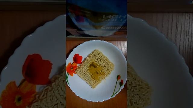 Лапша Роллтон Обзор