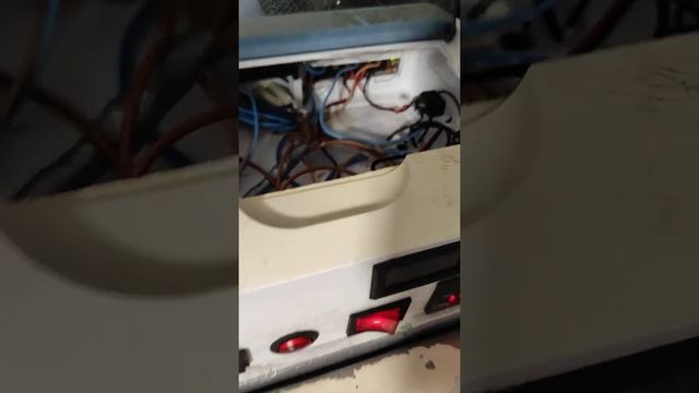 Инкубатор из старого холодильника своими руками. ОБЗОР. смотреть онлайн