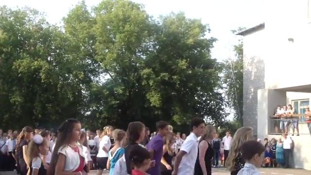 1 Сентября 2015. Танец 11 класса смотреть онлайн