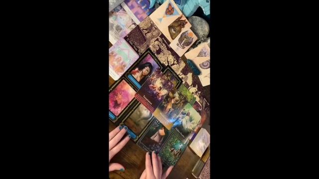 What April has in Store for You! ???? - TIMELESS reading?? смотреть онлайн