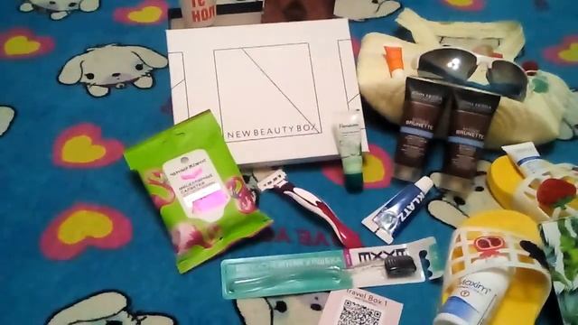Кробочка красоты от NEW BEAUTY BOX Travel Box для брюнетки? смотреть онлайн