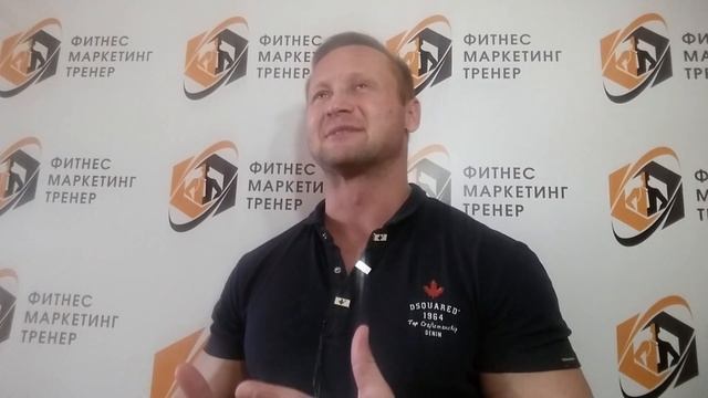 ПОЧЕМУ ЧЕЛОВЕК ЕСТ ДОСЫТА, НЕ ВЗВЕШИВАЕТ ПРОДУКТЫ И ХУДЕЕТ (ФИТНЕС ИНСТРУКТОР, ОБУЧЕНИЕ ФИТНЕС) смотреть онлайн