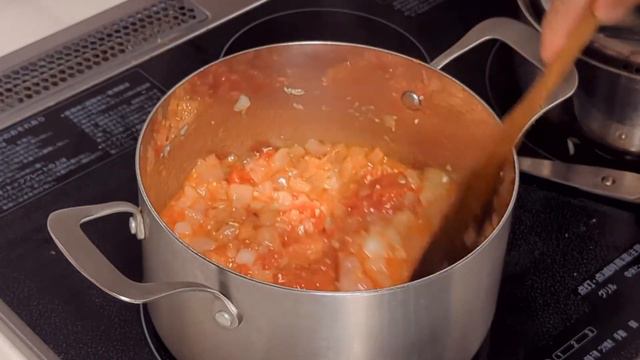 字幕有　市販のルーとは味が違うスパイスカレー作ったよ смотреть онлайн