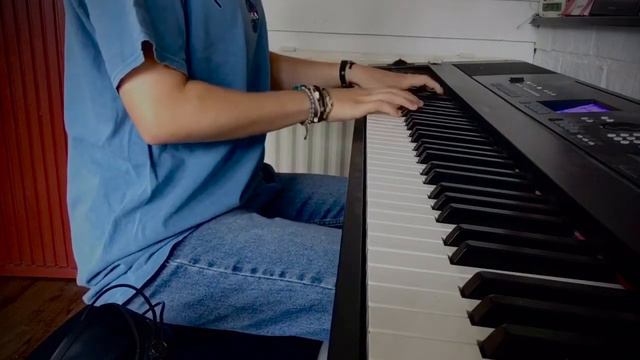 Lil peep x Horse head- Right here - Piano cover by ear смотреть онлайн