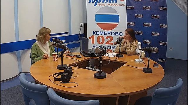 “Маяк” про День женского счастья смотреть онлайн