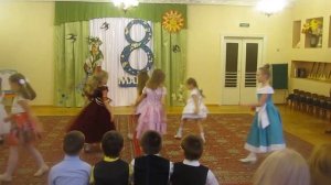 ТАНЕЦ "МОДНИЦА" подготовительная к школе группа  "РЯБИНКА"