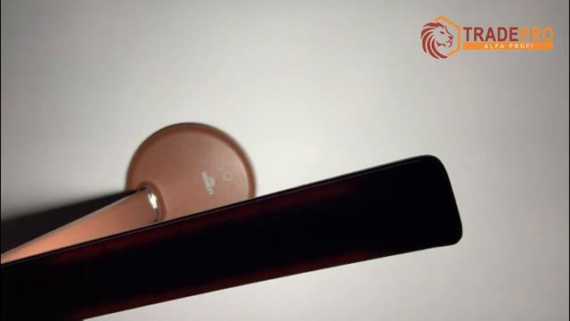 LED лампа настольная LEBRON