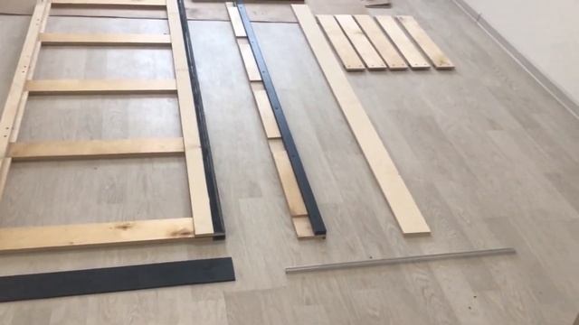 Установка деревянного пенала для двери-купе в перегородку из ГКЛ. Wooden case for a sliding door смотреть онлайн